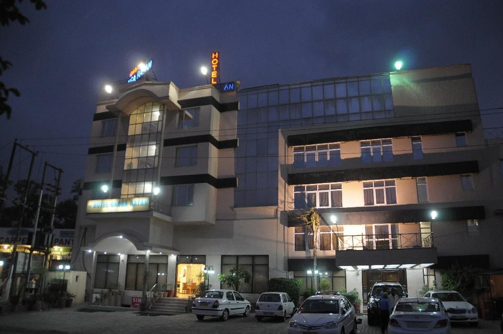 Hotel Ganga Ratan Agra  Εξωτερικό φωτογραφία