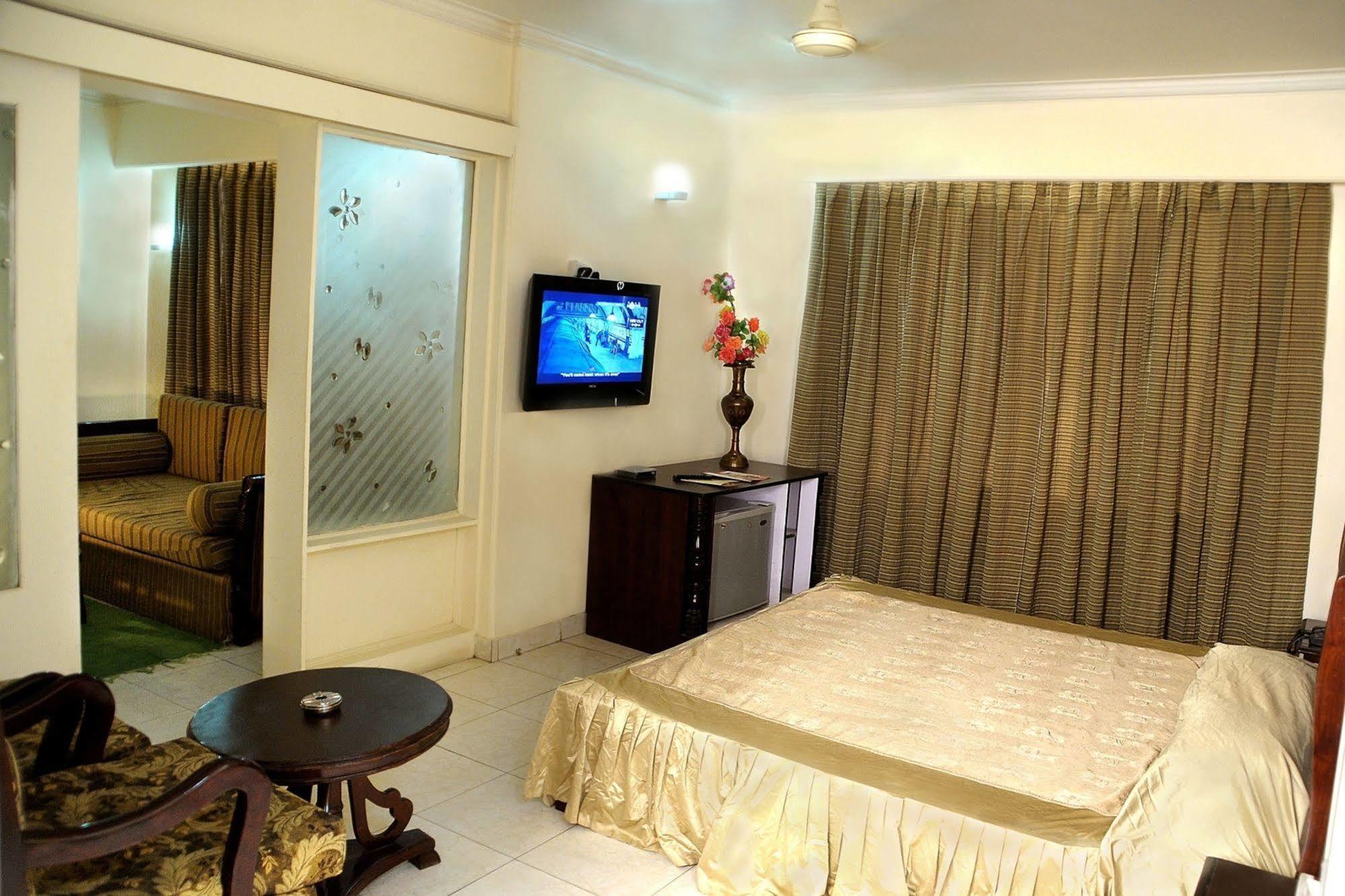 Hotel Ganga Ratan Agra  Εξωτερικό φωτογραφία