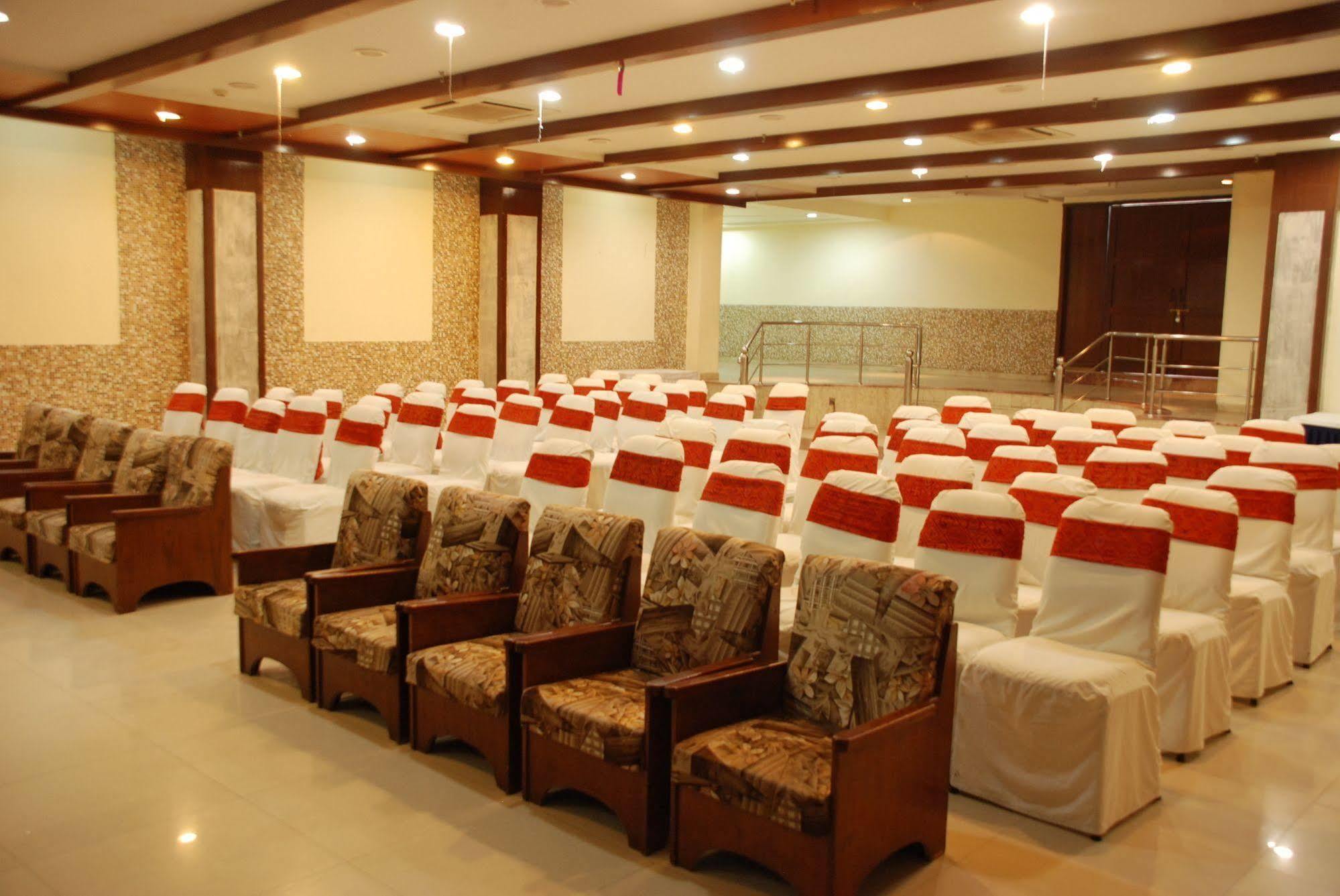 Hotel Ganga Ratan Agra  Εξωτερικό φωτογραφία